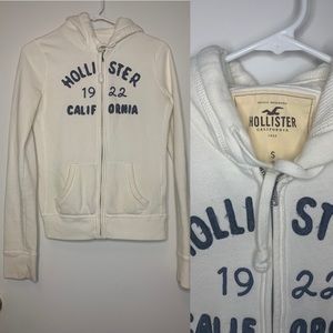 🌻 3/25 Hollister hoodie with zipper jacket
